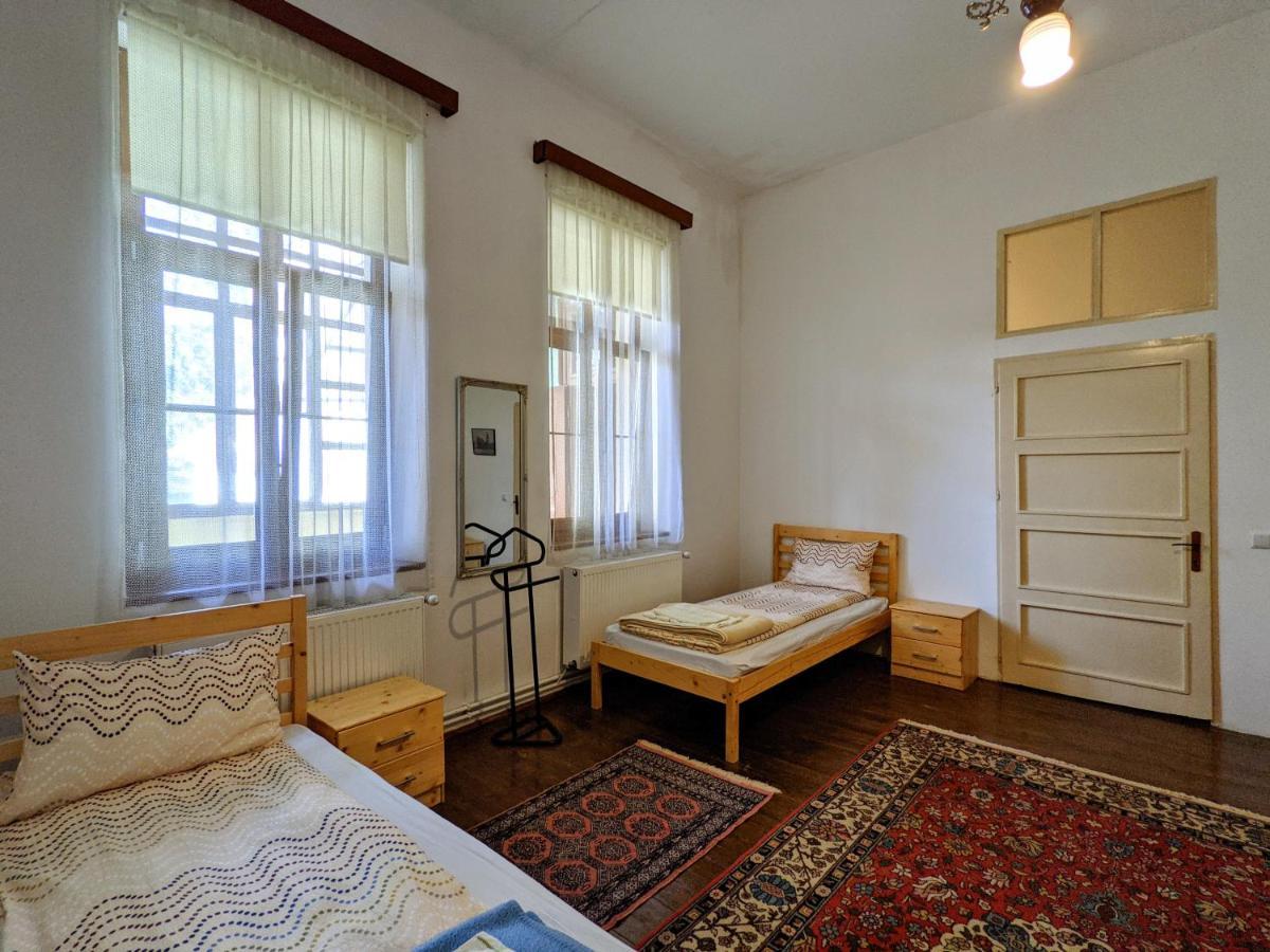 Gaestehaus Honigberg Next To The Fortified Church Of Hărman المظهر الخارجي الصورة